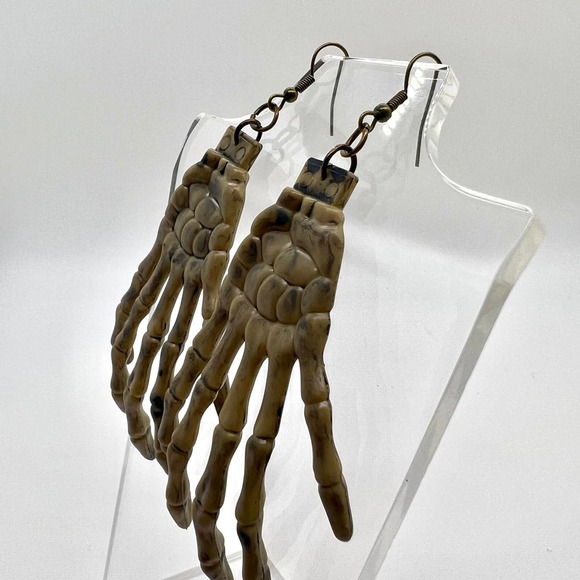 Skeleton Earrings - Hand Earrings - Claw Earrings - Halloween Earrings - Picture 2 of 10